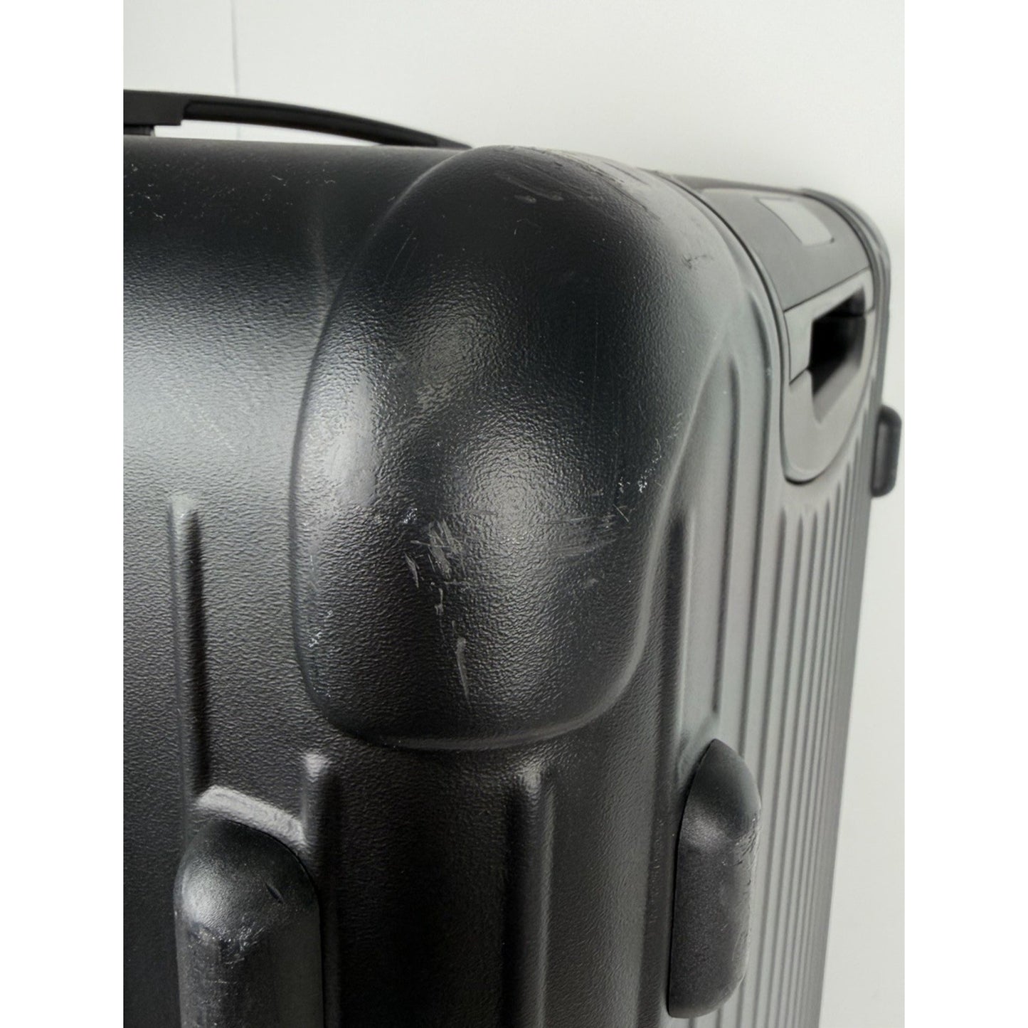 RIMOWA Essential Trunk Large Suitcase in Black Matte