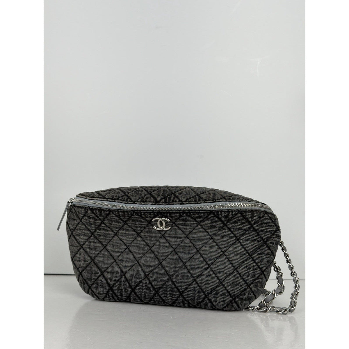 Chanel Denimpression Waist Bag Washed Gray Quilted Denim Silver Hardware 2019 D1
