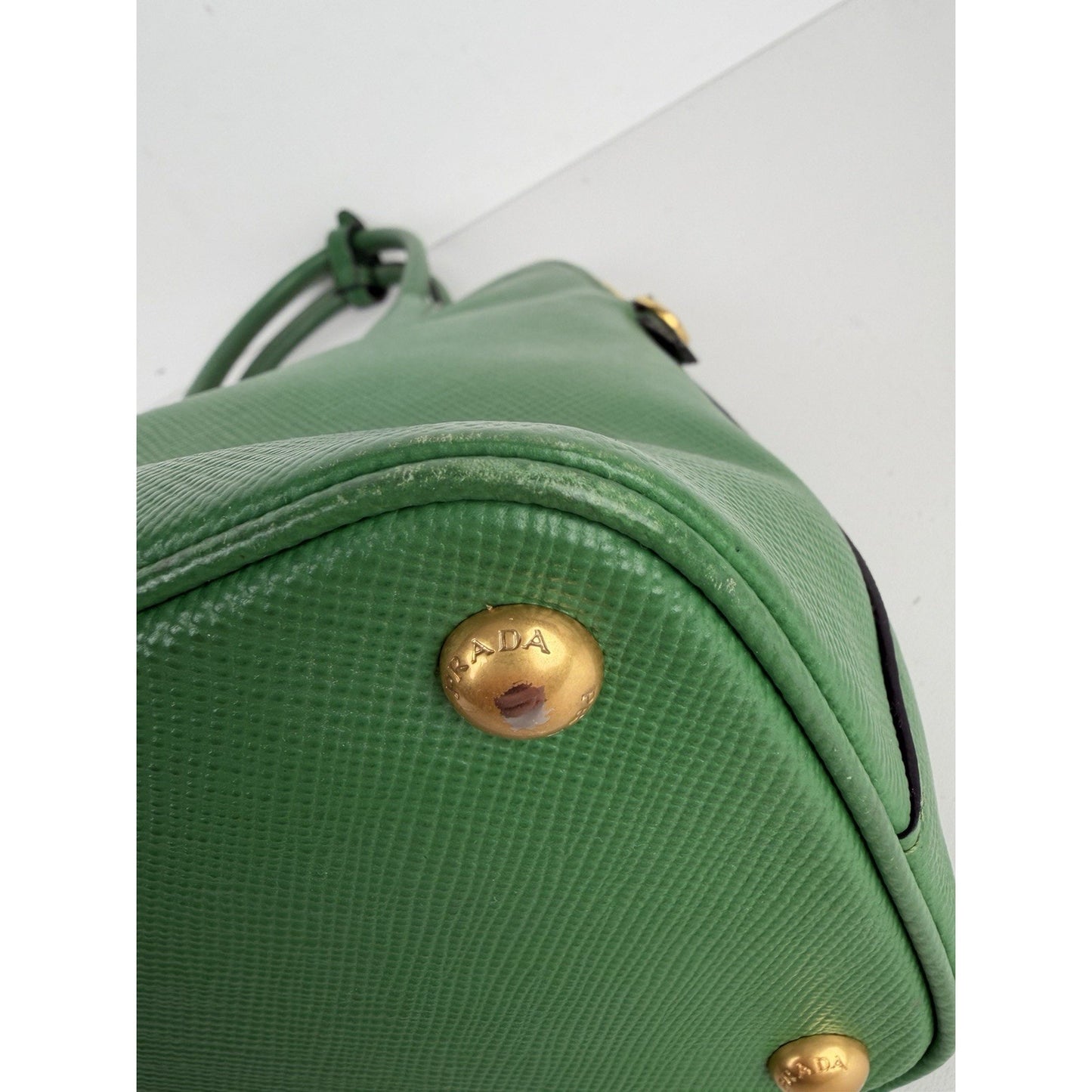 Prada Cuir Dome Satchel Medium Bag in Vibrant Green Saffiano Leather S