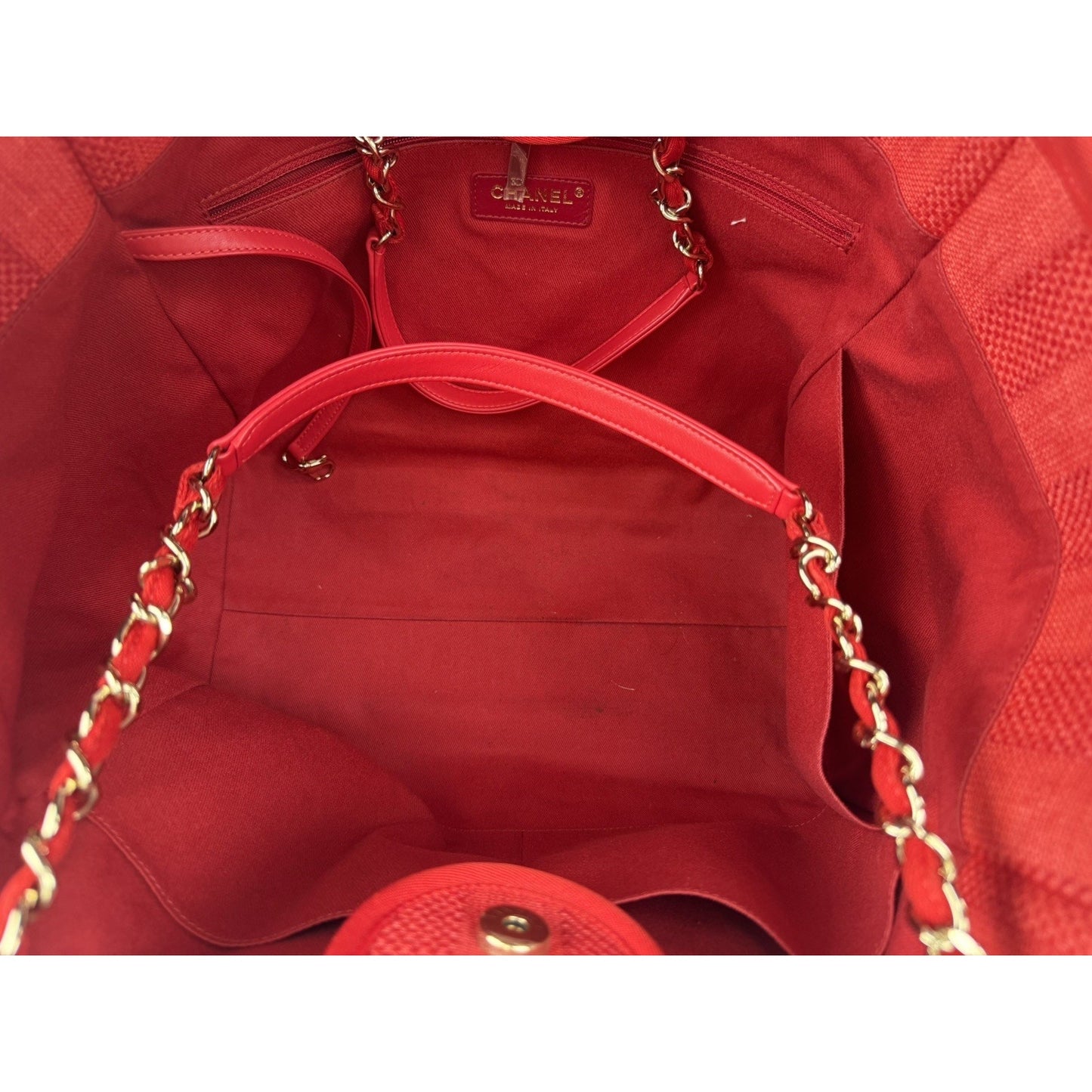 Chanel Deauville Tote Bag Medium Red Canvas with Champagne-Tone Hardware 2019 C6