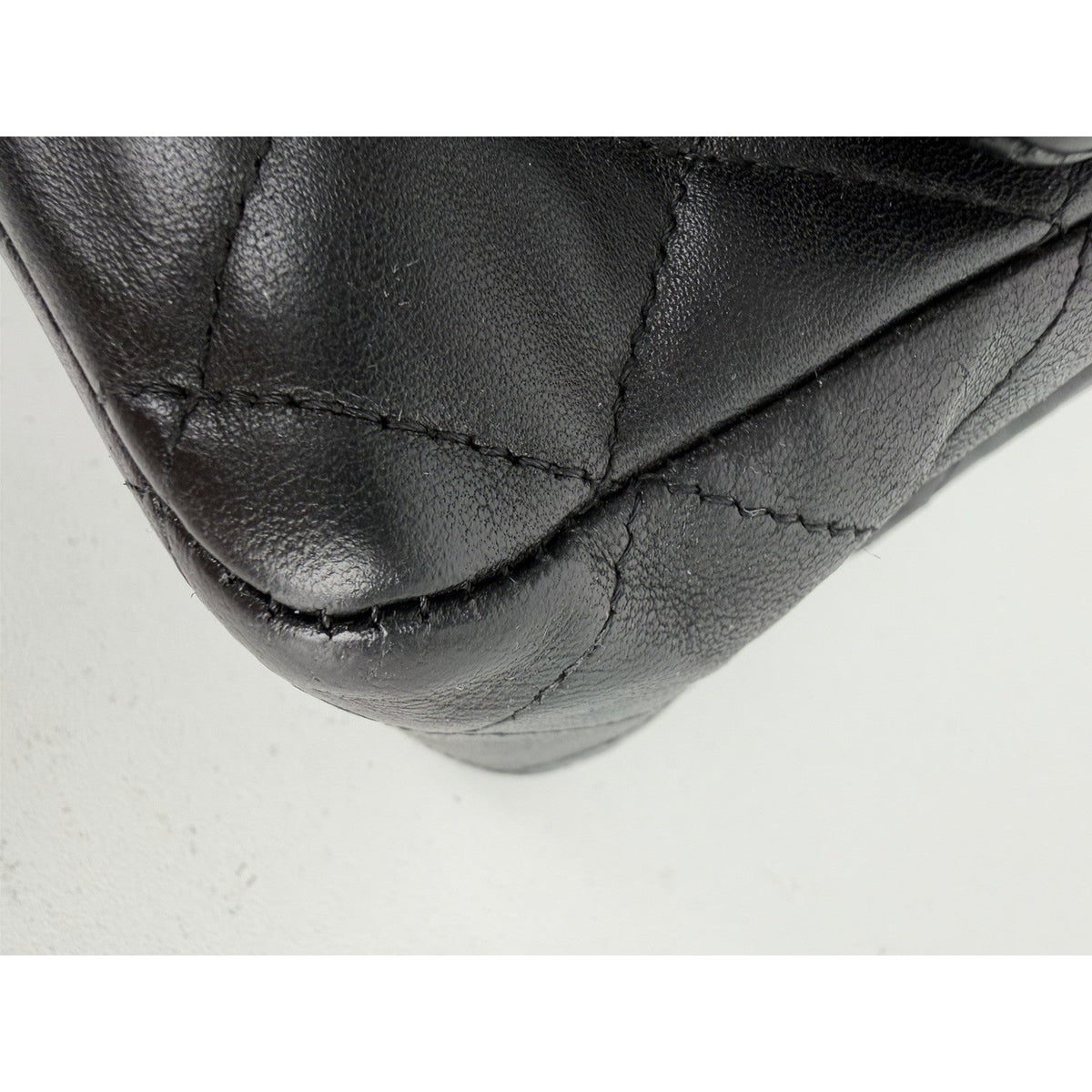 CHANEL Classic Double Flap Bag Medium Black Leather 2011 U2