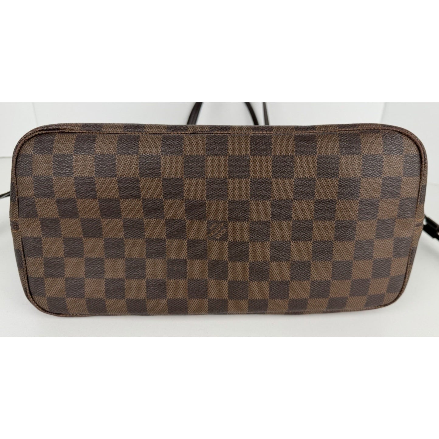Louis Vuitton Neverfull MM Tote Bag in Damier Ebene Coated Canvas 2010 S