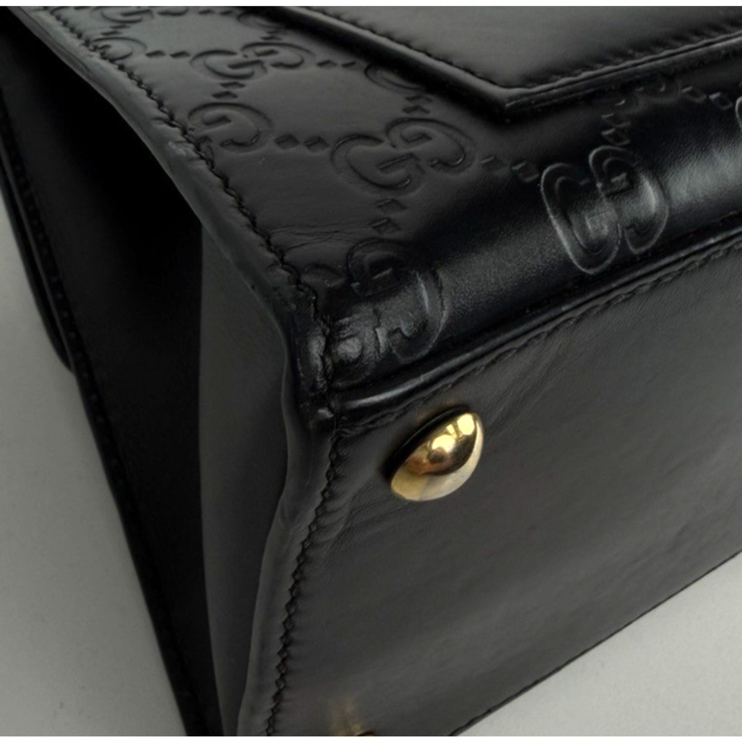 Gucci Padlock Small Bag in Black Embossed GG Leather Top Handle S