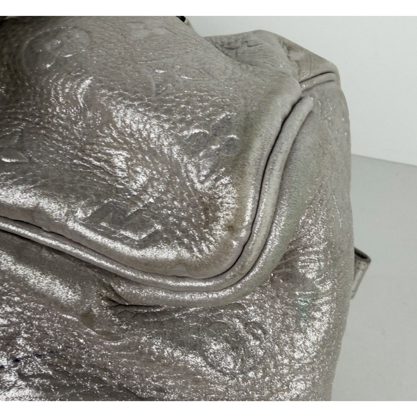 Louis Vuitton Silver Monogram Shimmer Comete Bag in Genuine Leather 2008 S