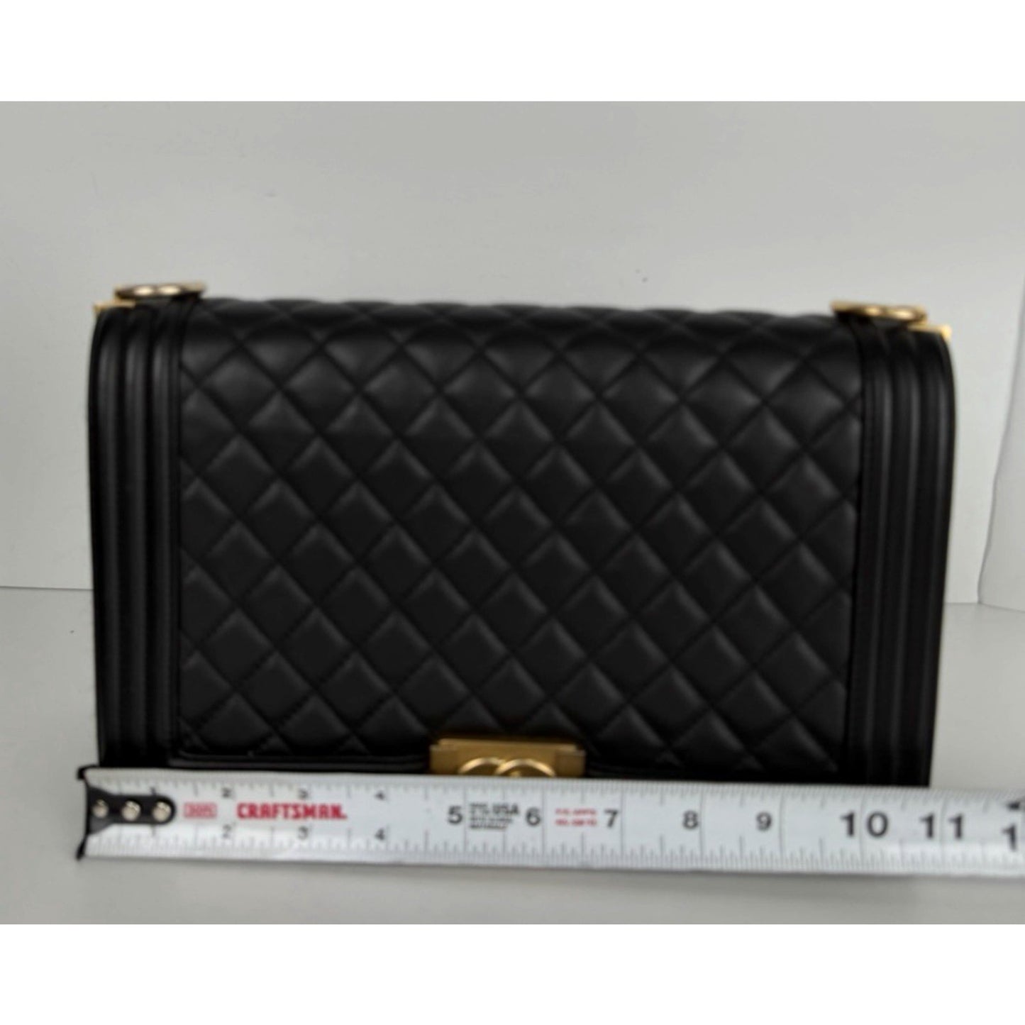 Chanel Boy New Medium Bag in Black Quilted Leather 2019 Gold HW E8