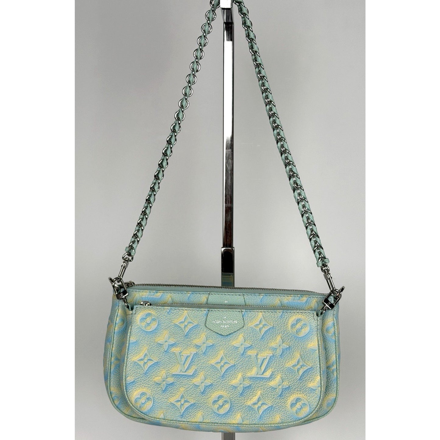 Louis Vuitton Summer Stardust Multi Pochette Accessories LV Monogram Bag (NFC) B 4