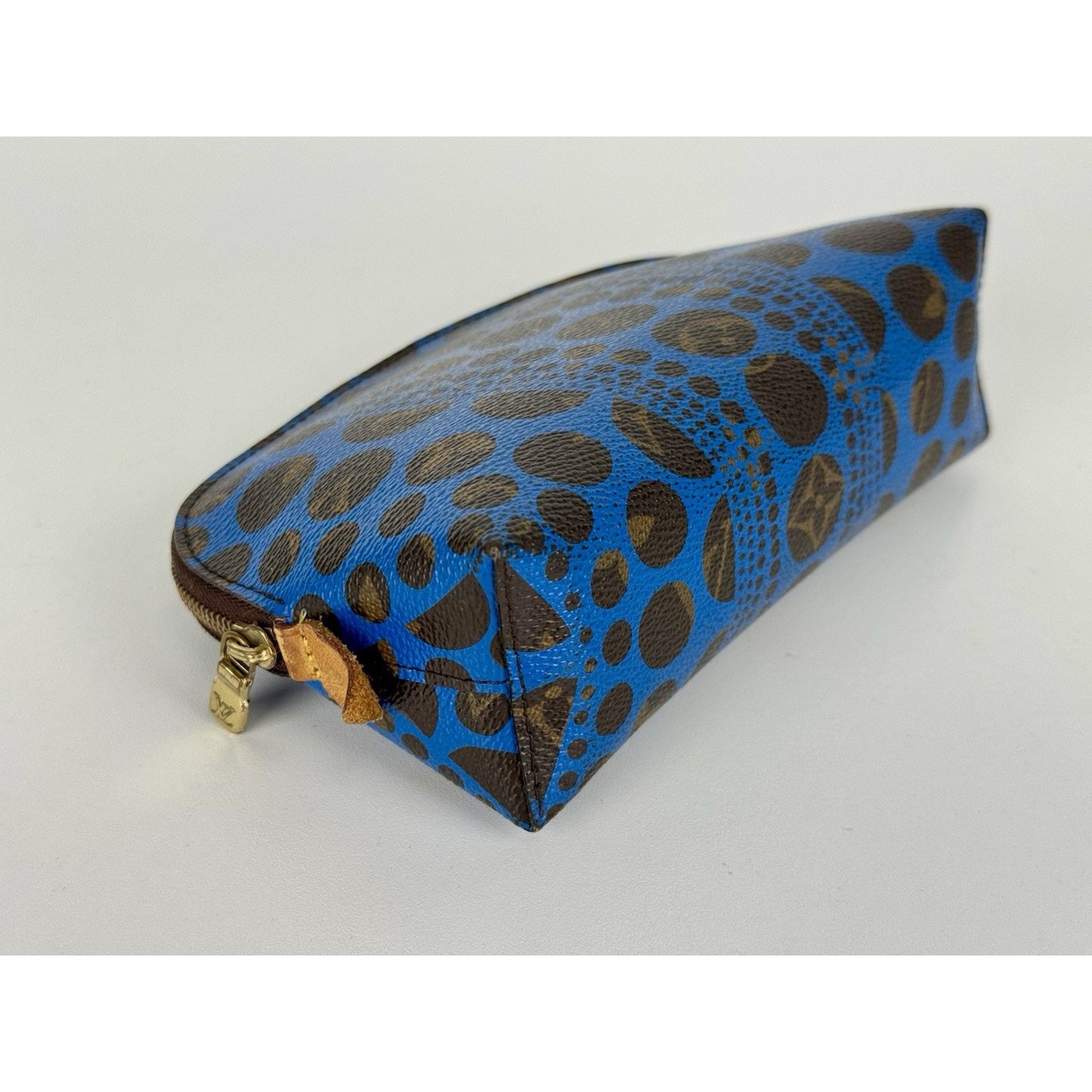 Louis Vuitton Yayoi Kusama Pumpkin Dots Cosmetic Pouch Blue Canvas C-7