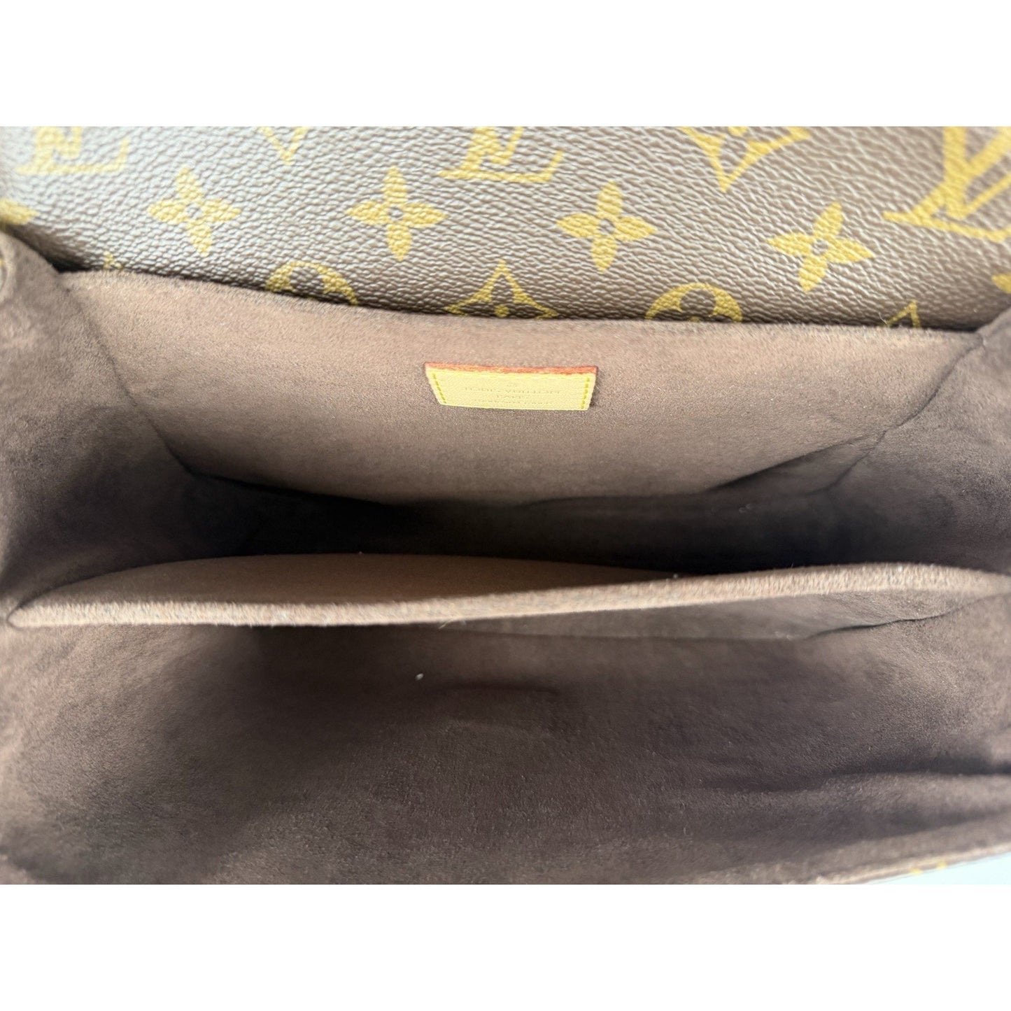 Louis Vuitton Pochette Metis Handbag in Brown LV Monogram Coated Canvas NFC B-4