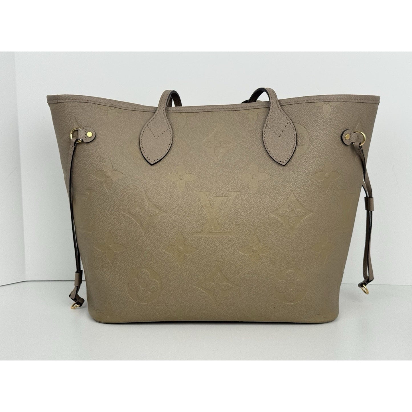 Louis Vuitton Empreinte Monogram Giant Neverfull MM Tourterelle