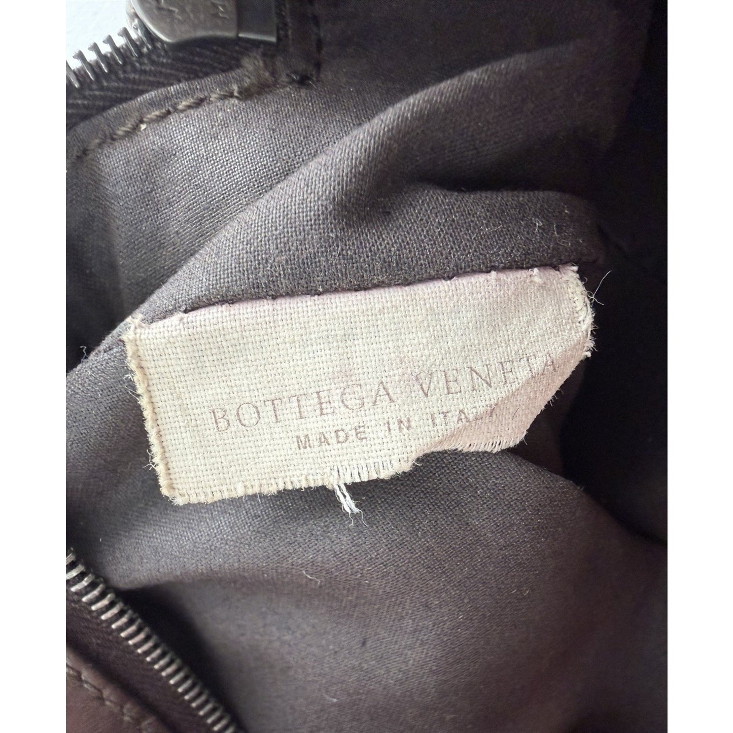 Bottega Veneta Toiletry Case Wrist Bag in Dark Brown Intrecciato Leather S-07