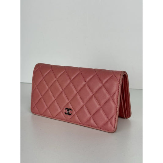 Chanel Long Yen Continental Wallet in Pink Quilted Lambskin Leather