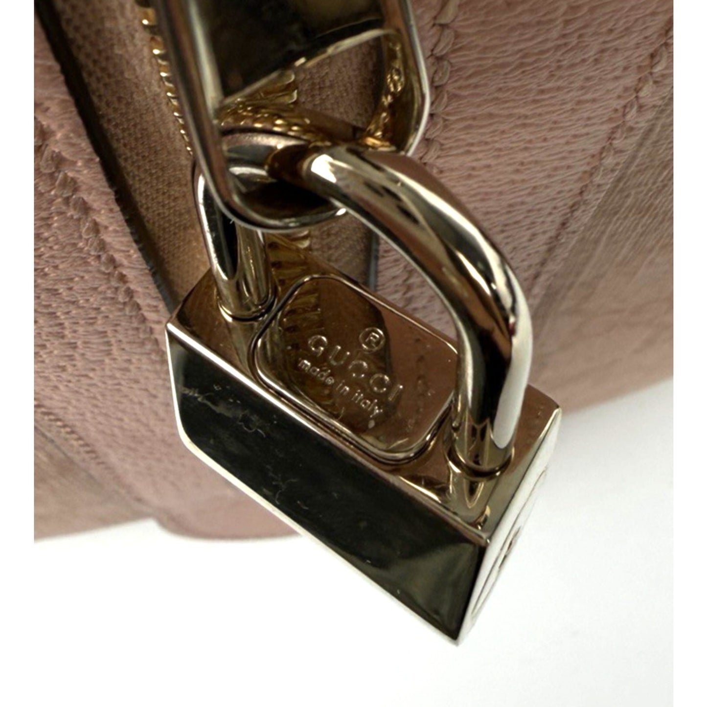 Gucci Ophidia Medium Duffle Bag in Dusty Pink GG Supreme Canvas and Leather S