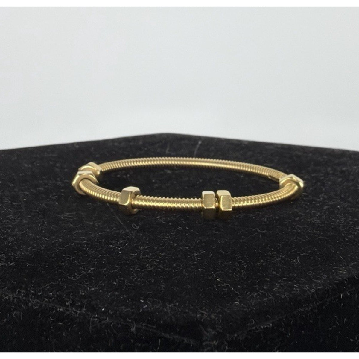 Cartier Ecrou de Cartier Bracelet 18K Yellow Gold with Nuts Size 16