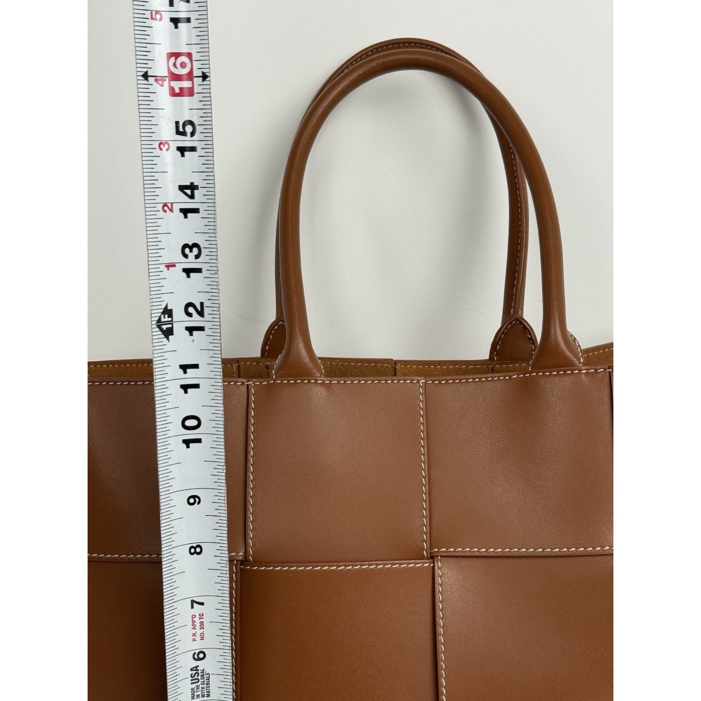 Bottega Veneta Nappa Maxi Intrecciato Men’s Arco Tote in Wood