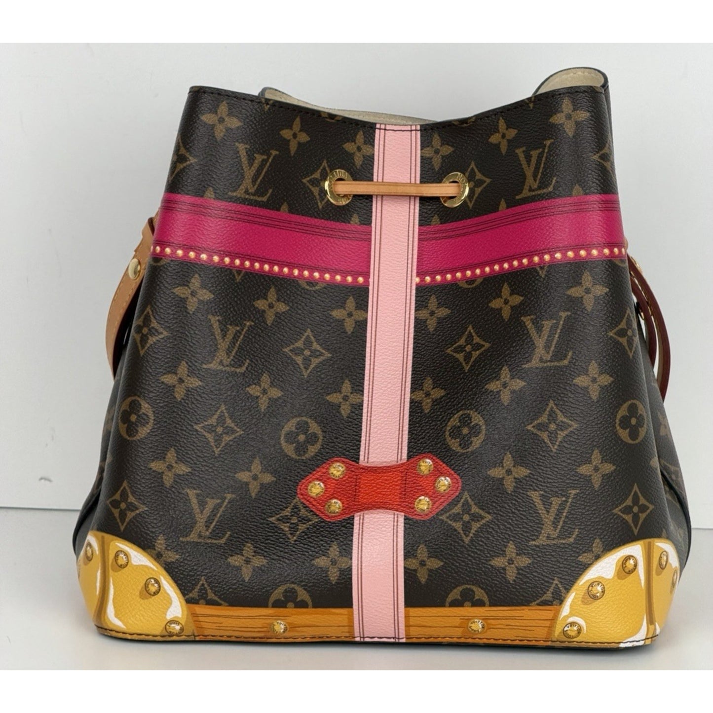 Louis Vuitton NeoNoe Shoulder Bag Limited Edition Trunks Monogram Canvas C4
