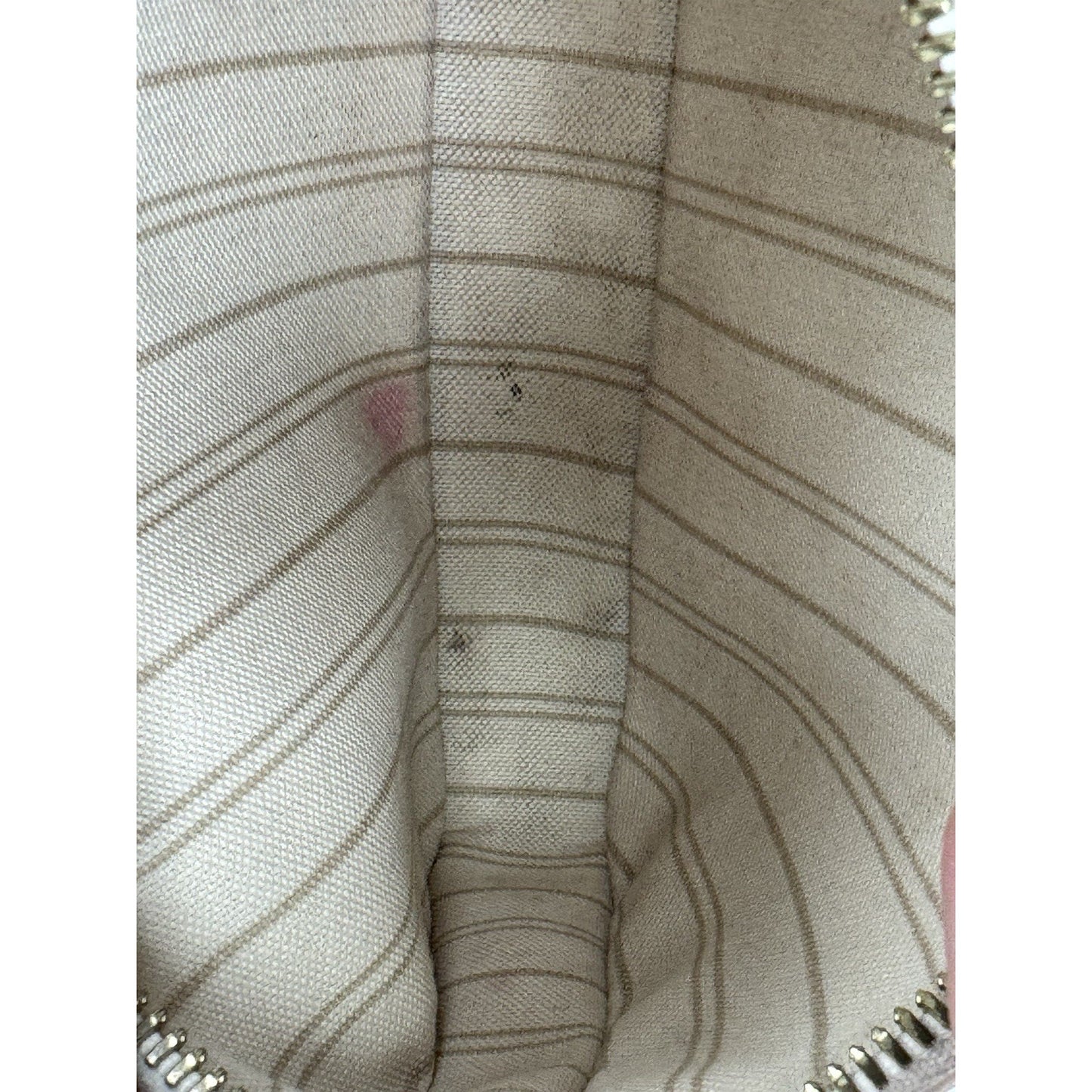 Louis Vuitton Easy Pouch On Strap White Monogram Empreinte Leather