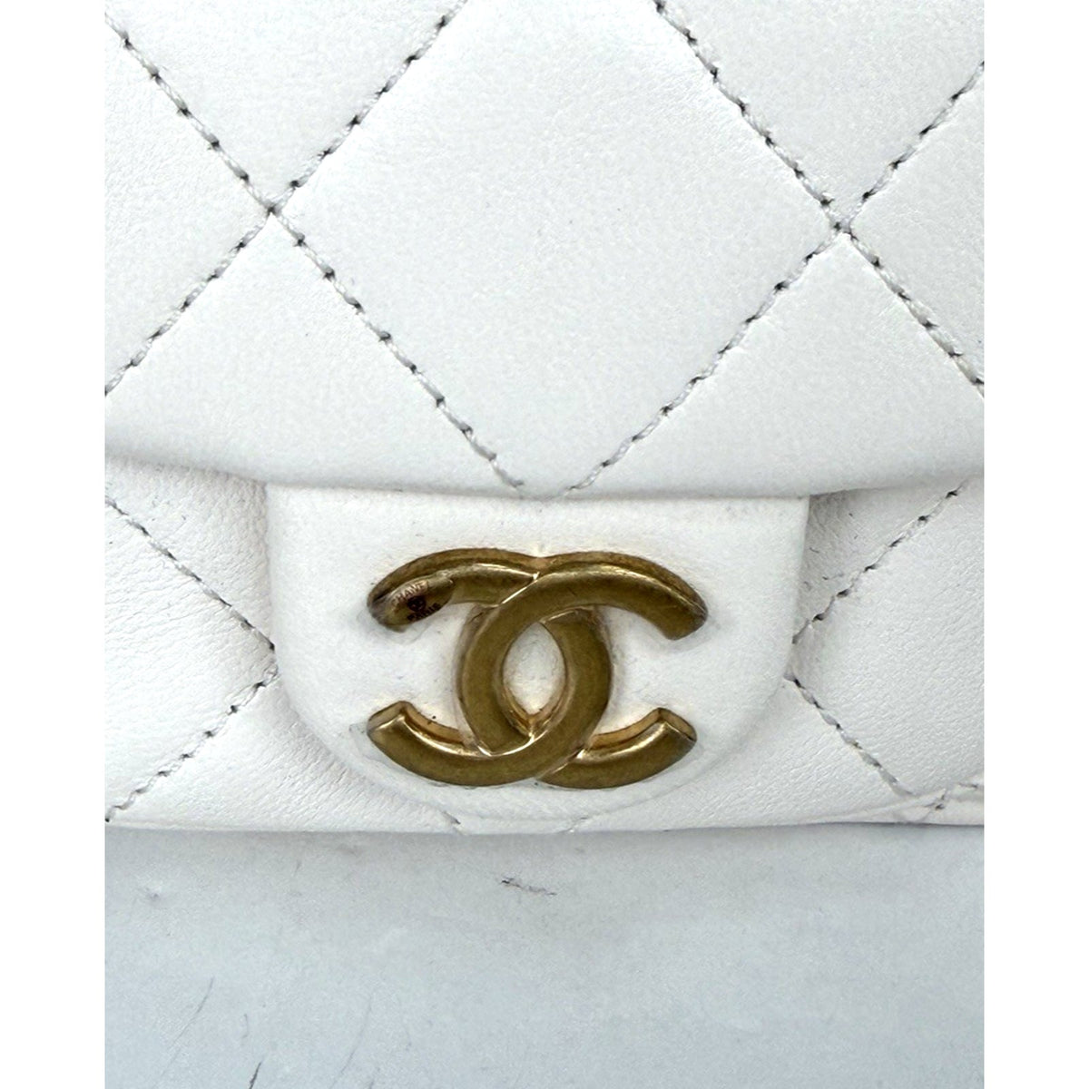 Chanel Trendy Pockets Hobo Bag Medium in White Quilted Lambskin Leather NFC B7