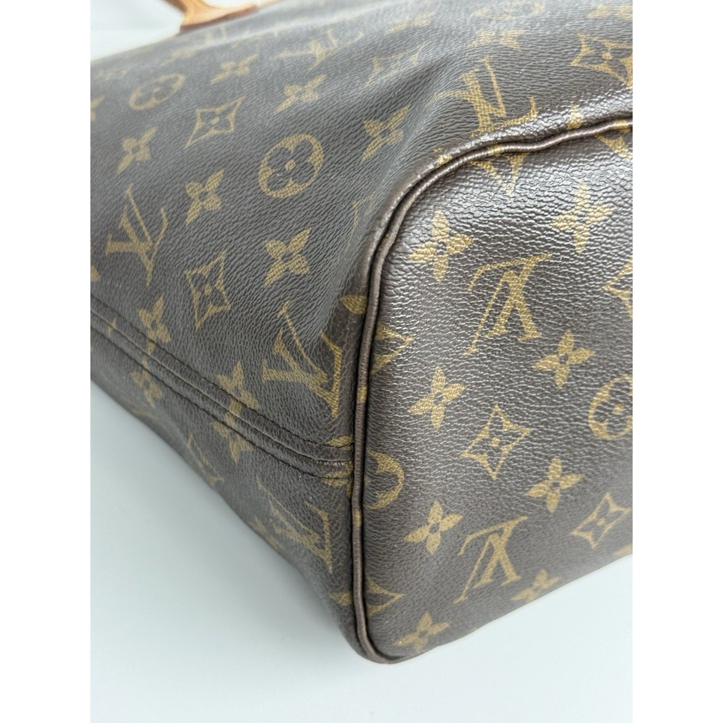 Louis Vuitton Monogram Neverfull MM Tote Bag Brown Canvas