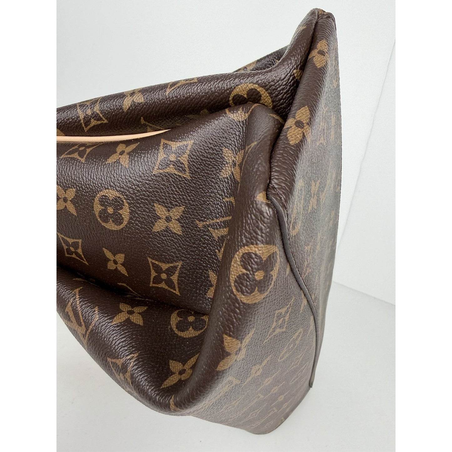Louis Vuitton Rivoli MM Satchel Bag in Brown Monogram Coated Canvas NFC C5