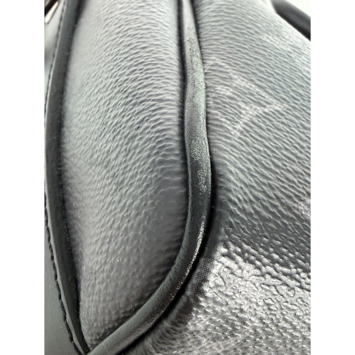 Louis Vuitton Keepall Bandouliere 25 Monogram Eclipse Reverse Coated Canvas F2