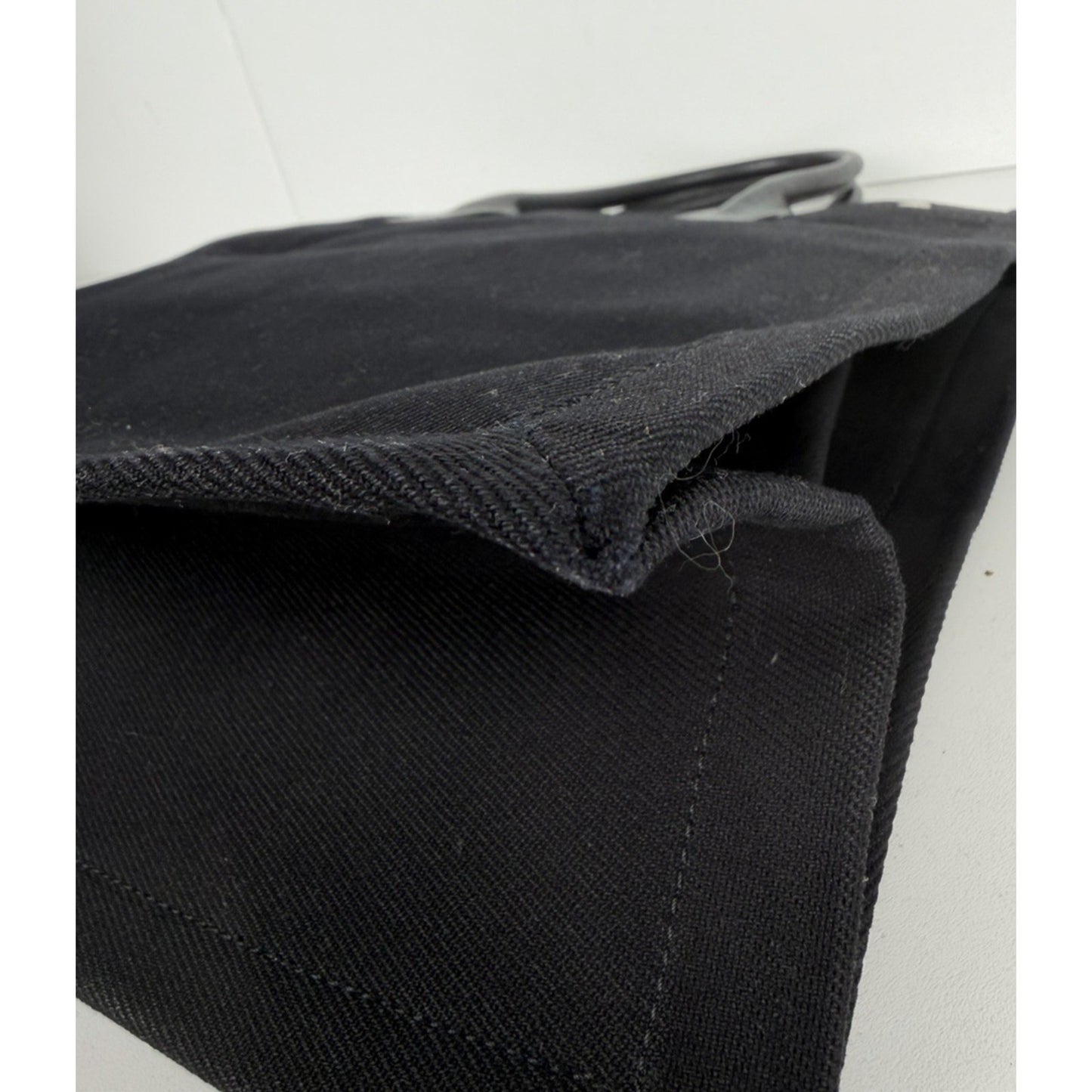 Saint Laurent Signature Rive Gauche Tote Bag Vertical in Black Canvas E-6