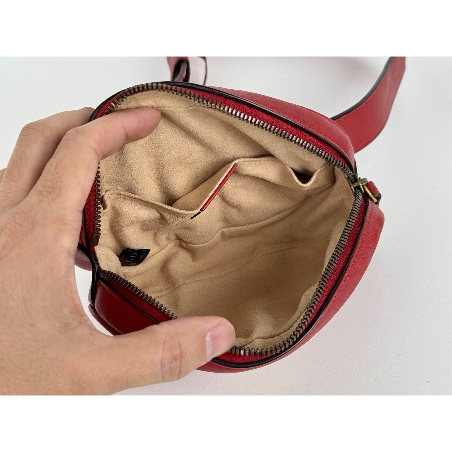 Gucci GG Marmont Red Matelasse Leather Belt Bag (85/34 476434-493075) B-2