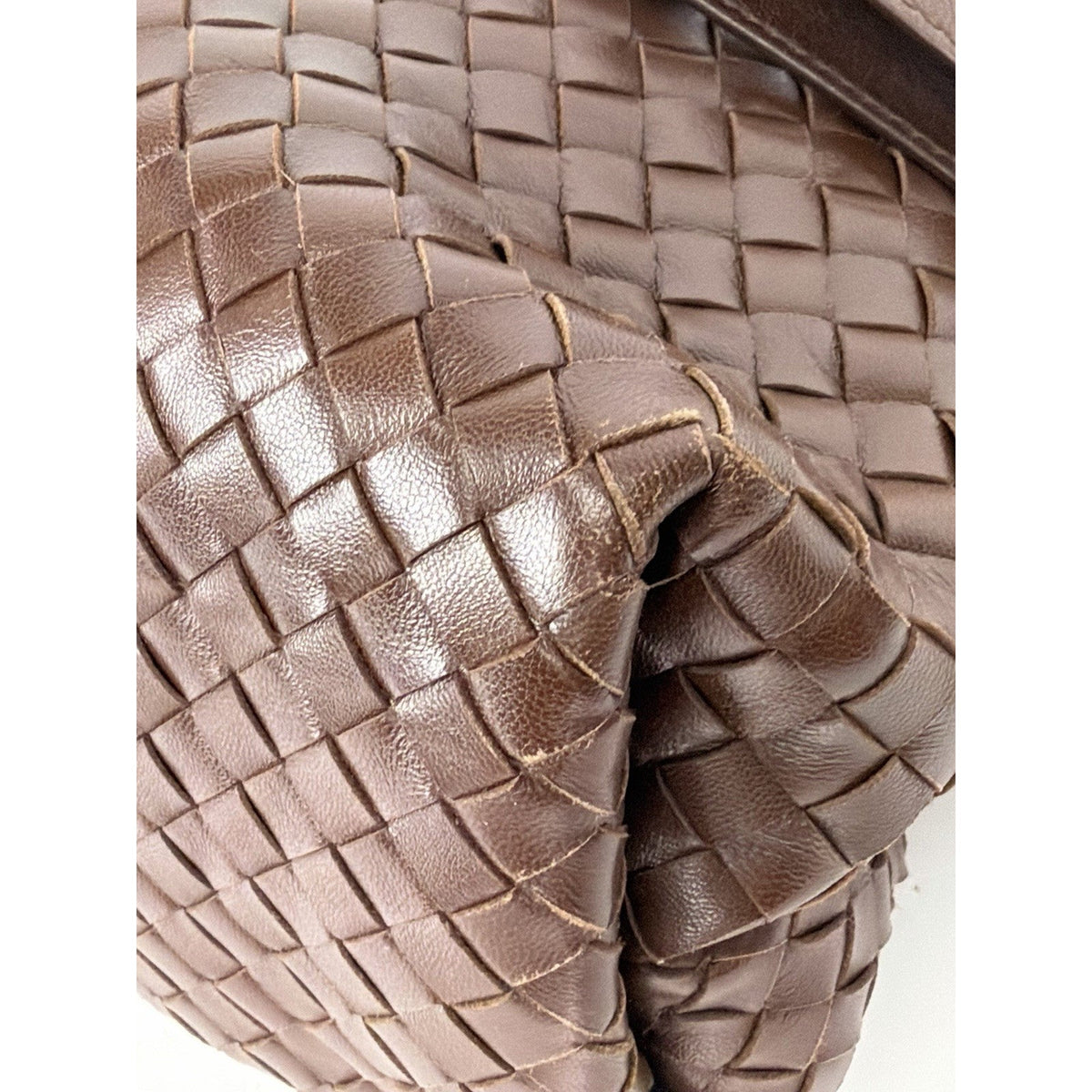 Bottega Veneta The Fold Crossbody Bag in Brown Intrecciato Leather C5