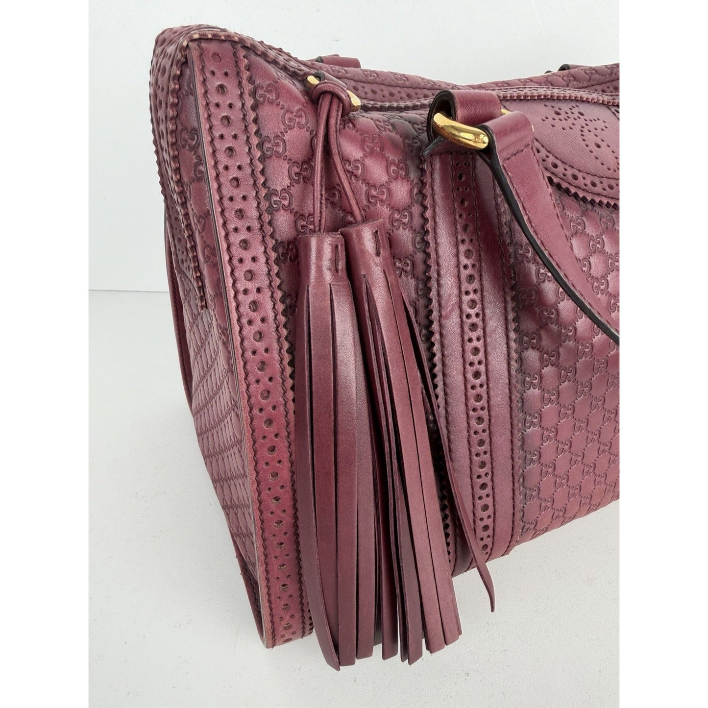 Gucci Duilio Brogue Boston Bag in Burgundy Microguccissima Embossed Leather S-16