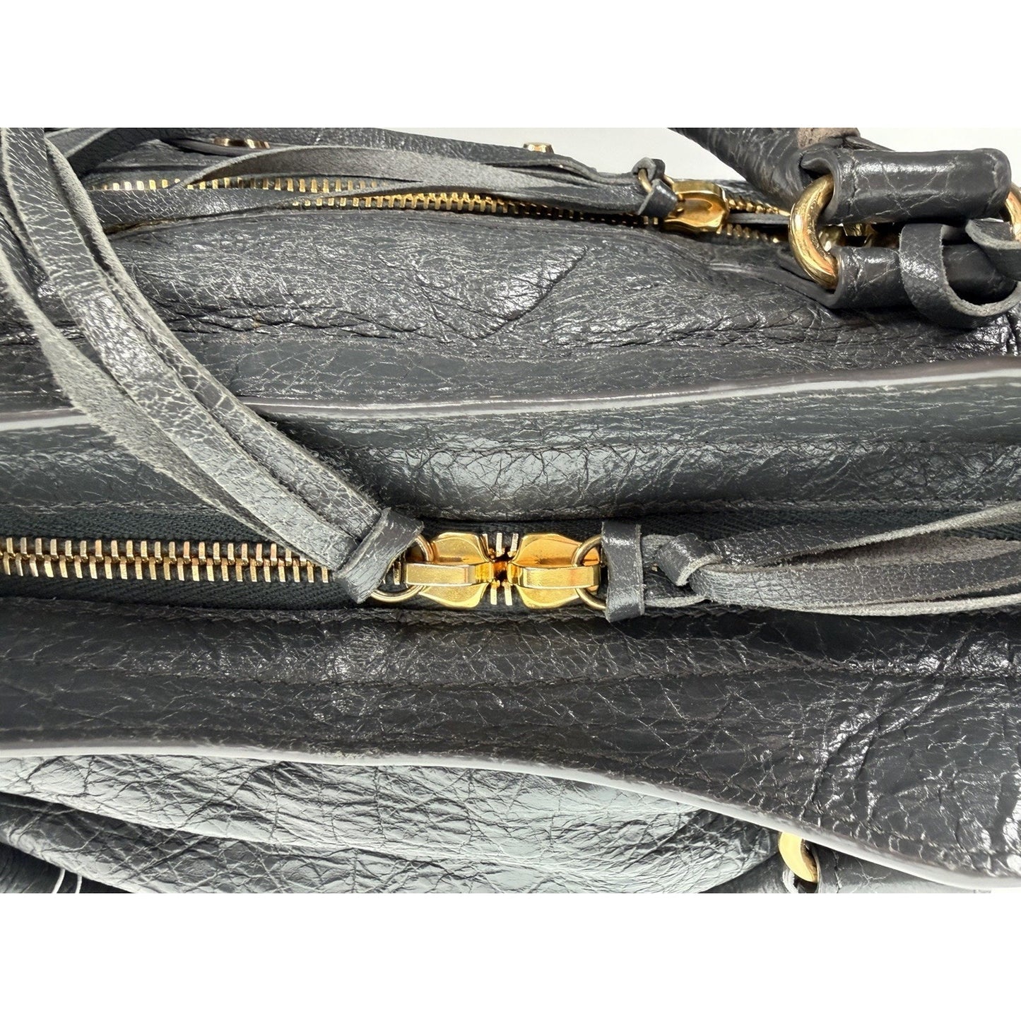 Balenciaga Classic City Shoulder Bag in Gray Textured Leather Medium S