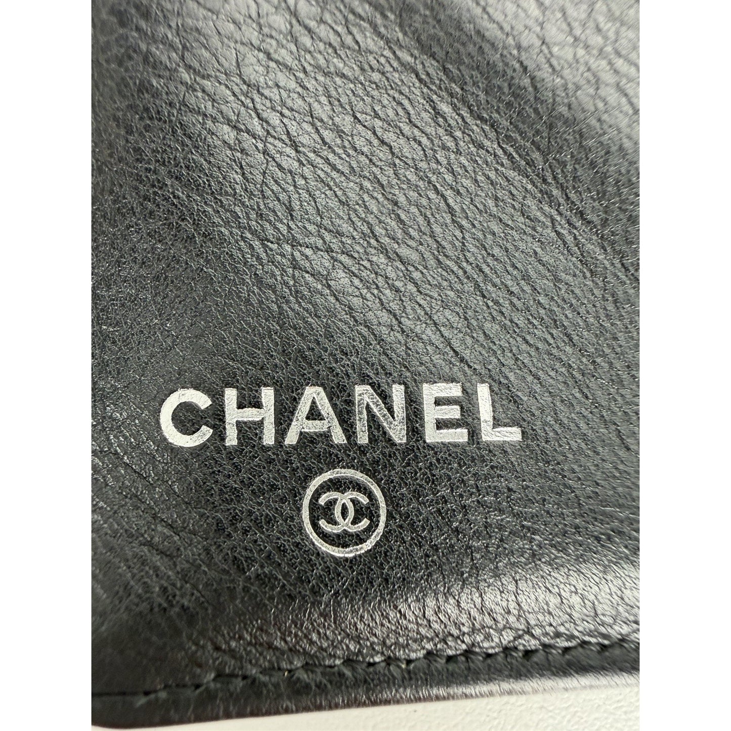 Chanel Brilliant Yen Wallet in Black Quilted Patent Leather 2009-2010 K1