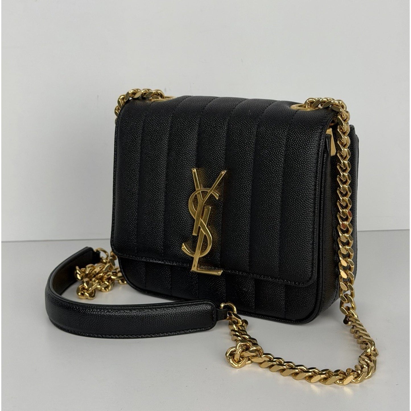 Saint Laurent Vicky Small Black Chain Quilted Bag S02