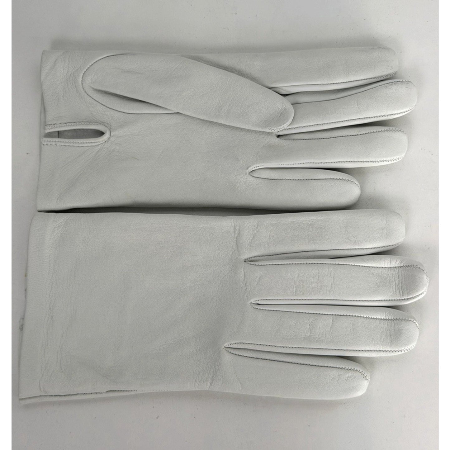 The Row Lorella Nappa Leather Gloves in White (L Size) S07