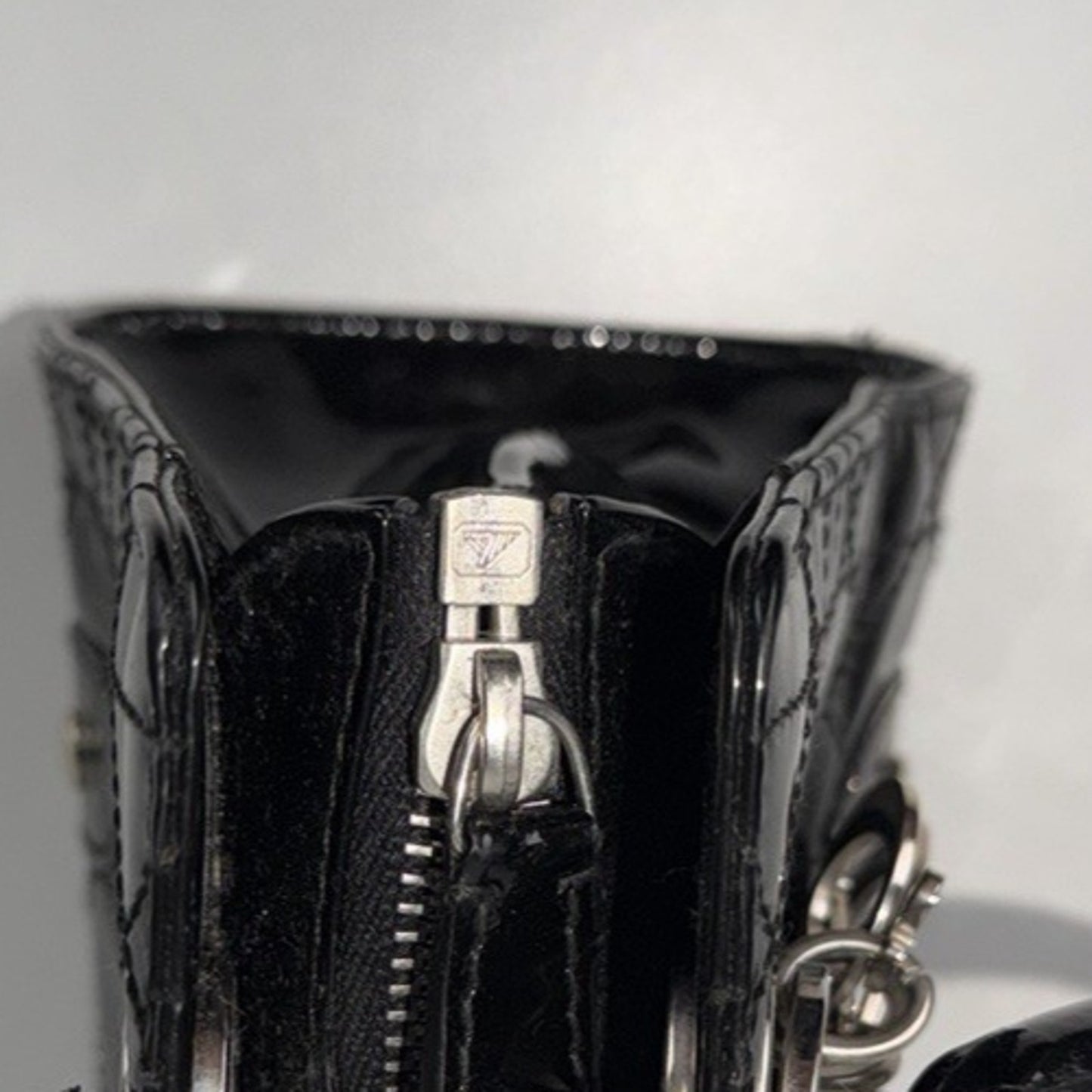 Christian Dior East-West Lady Dior Cannage Shoulder Bag 2005 Black Leather S09