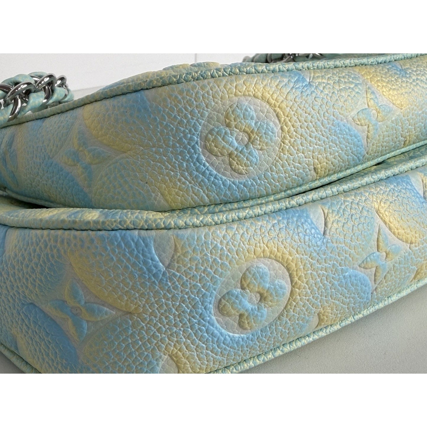 Louis Vuitton Summer Stardust Multi Pochette Accessories LV Monogram Bag (NFC) B 4
