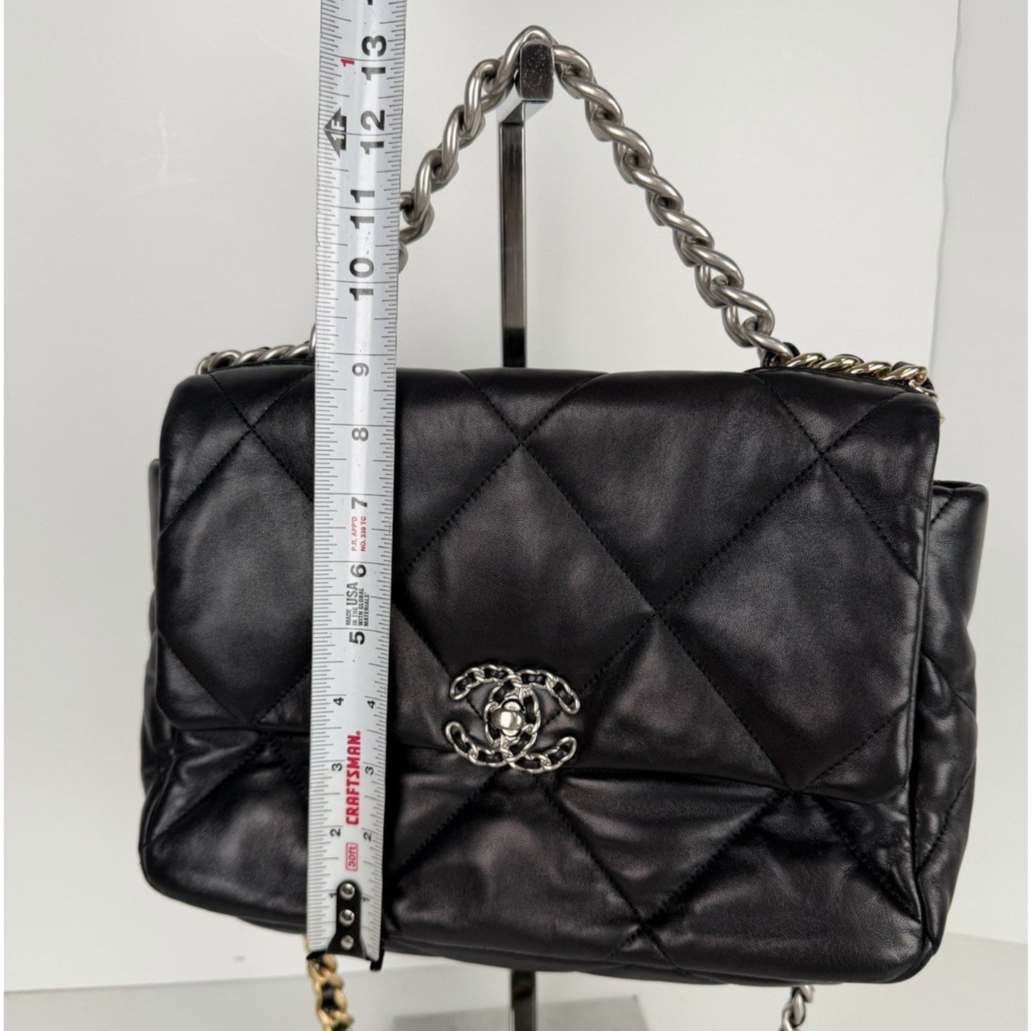Chanel 19 Flap Maxi Bag in Black Lambskin Leather Two-Tone HW 2022 E8