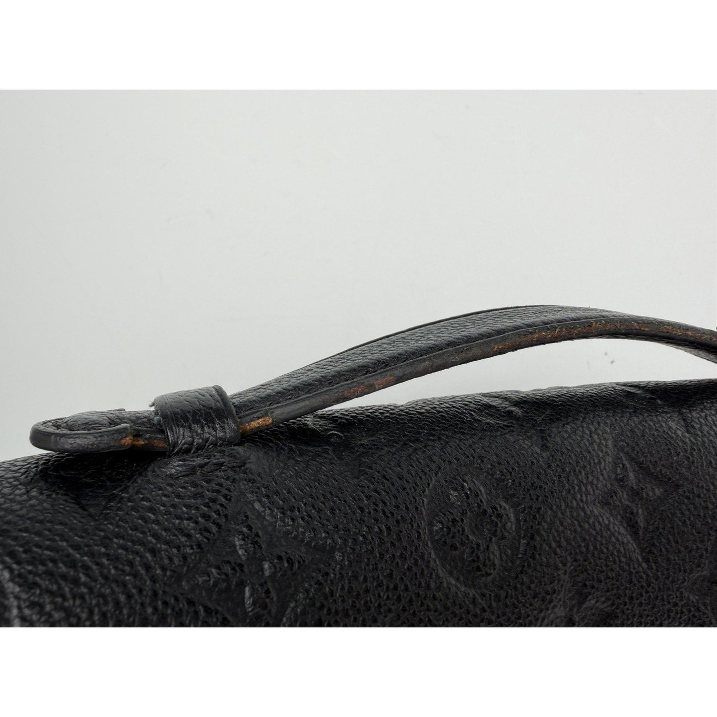 Louis Vuitton Pochette Metis Bag in Black Monogram Empreinte Leather NFC F2