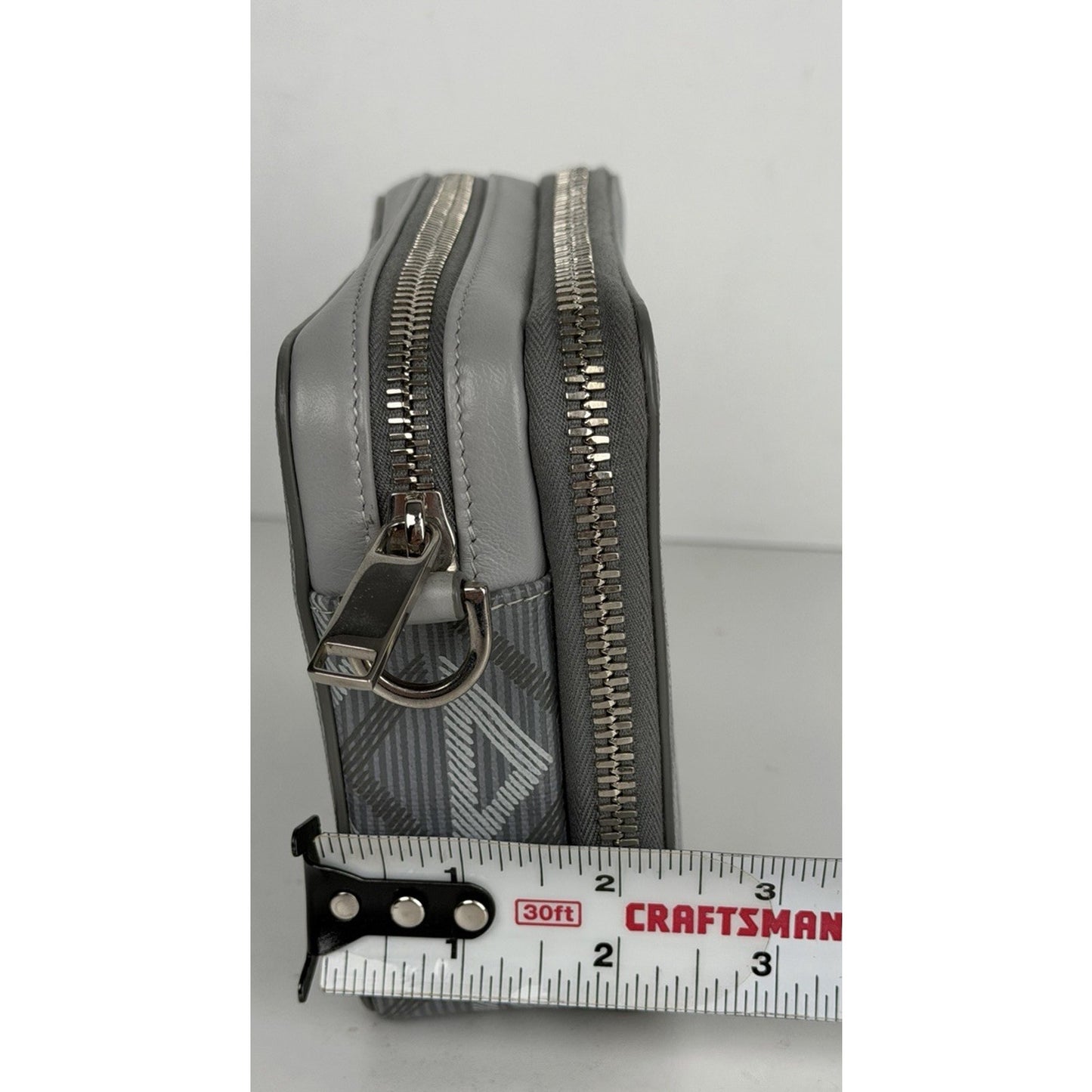 Christian Dior CD Diamond Messenger Pouch Gray Coated Canvas 2021 S17