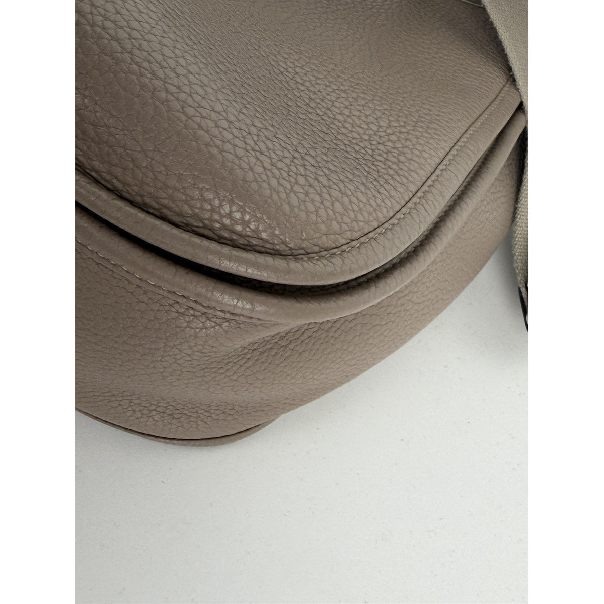 Hermes Evelyne III 29 Crossbody Bag in Taupe Clemence Leather 2010