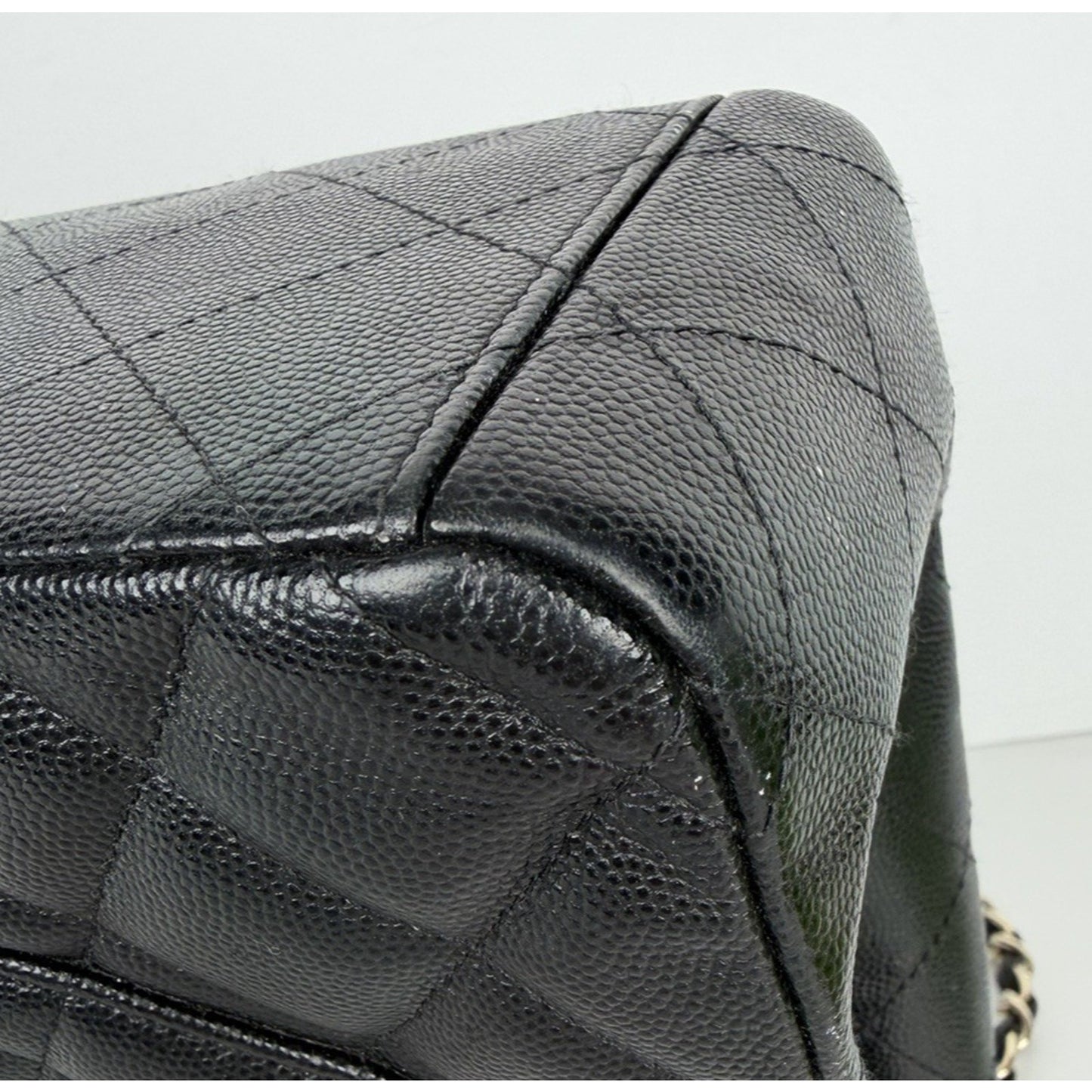 Chanel Classic Maxi Double Flap Bag in Black Caviar Quilted Leather NFC E4