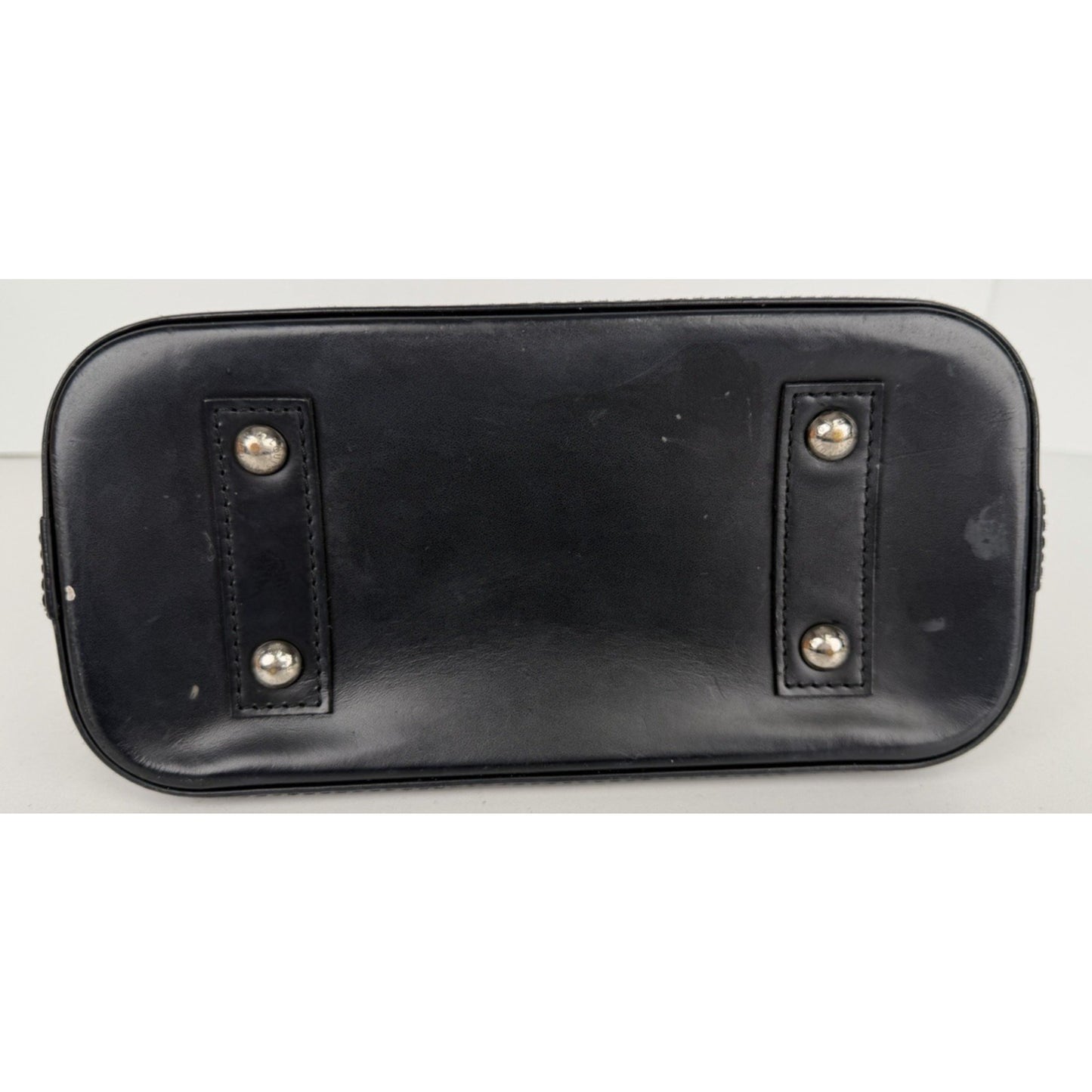 Louis Vuitton Alma BB Bag in Black Textured Epi Leather 2019 S-05
