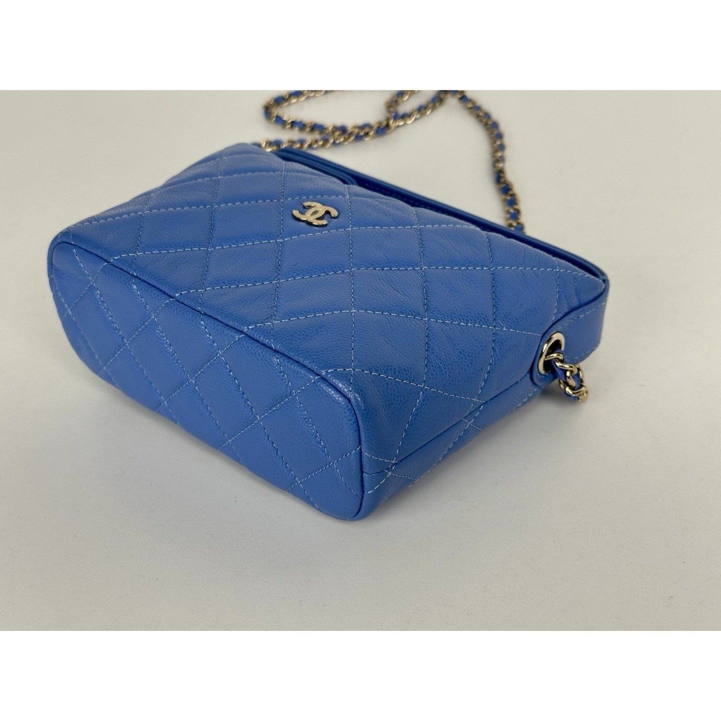 Chanel 25C Quilted Hobo Clutch with Chain Blue Caviar Leather C-8