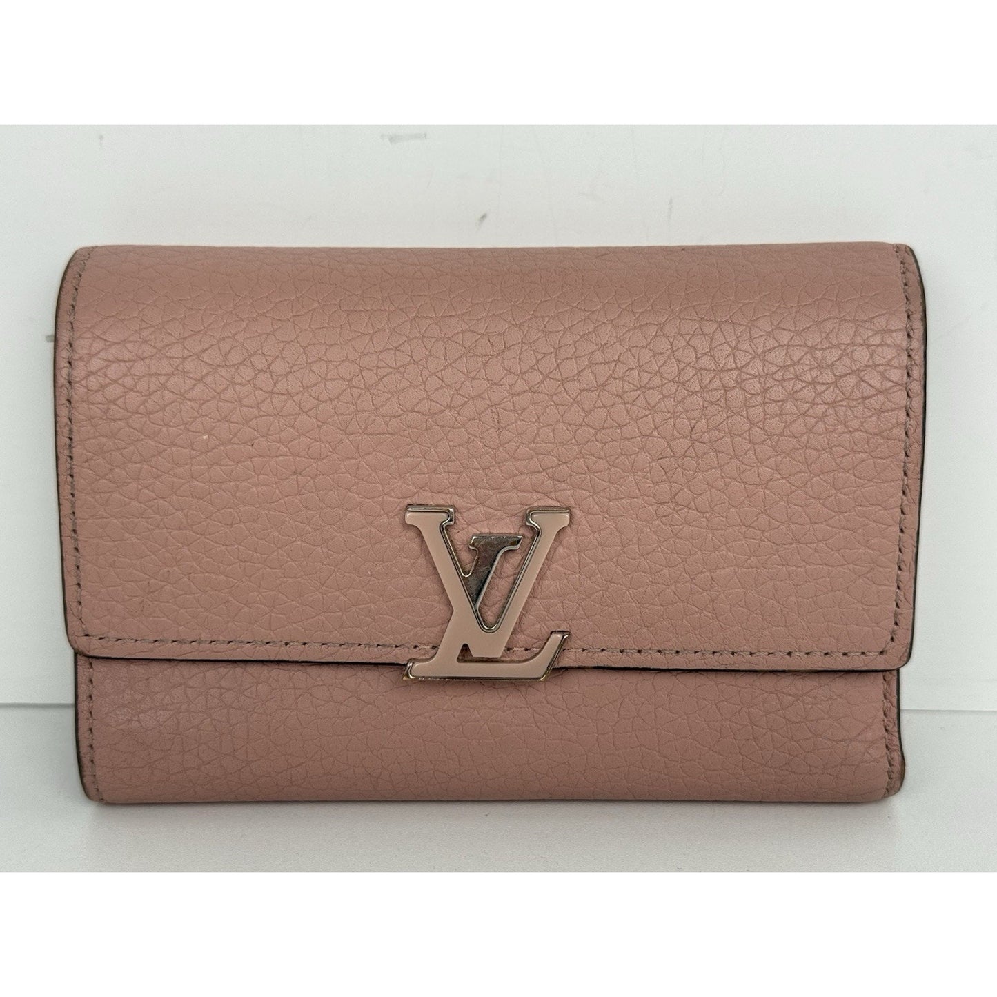 LOUIS VUITTON Portefeuille Capucines Compact Wallet Leather Pink