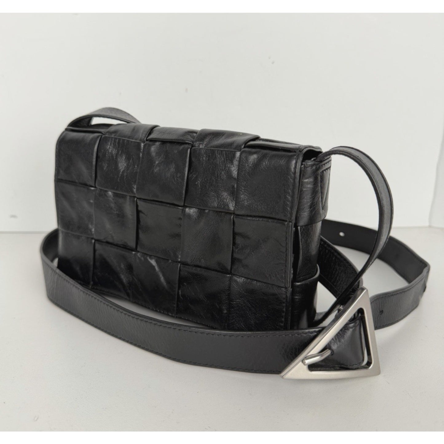 Bottega Veneta Cassette Small Shoulder Bag in Black Intrecciato Leather S06