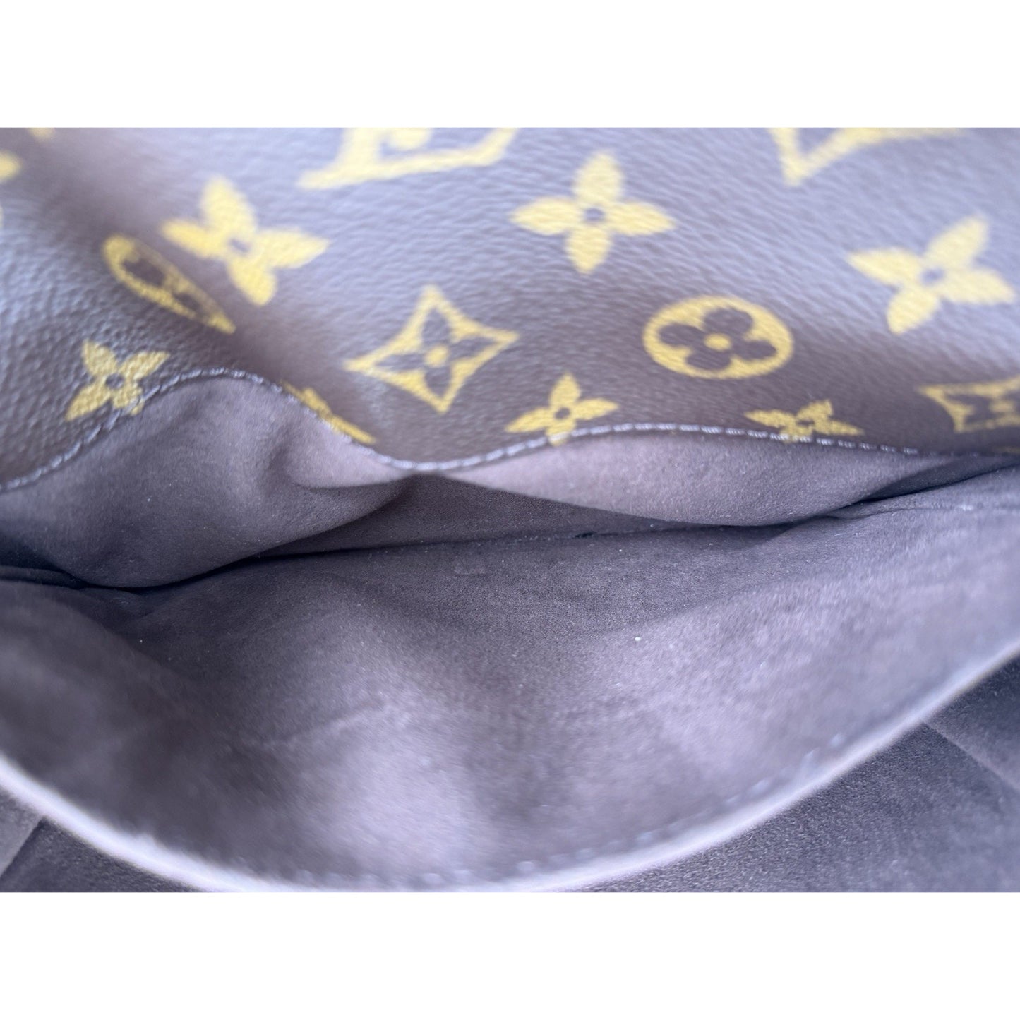 Louis Vuitton Pochette Metis MM Handbag in Monogram Coated Canvas NFC E1