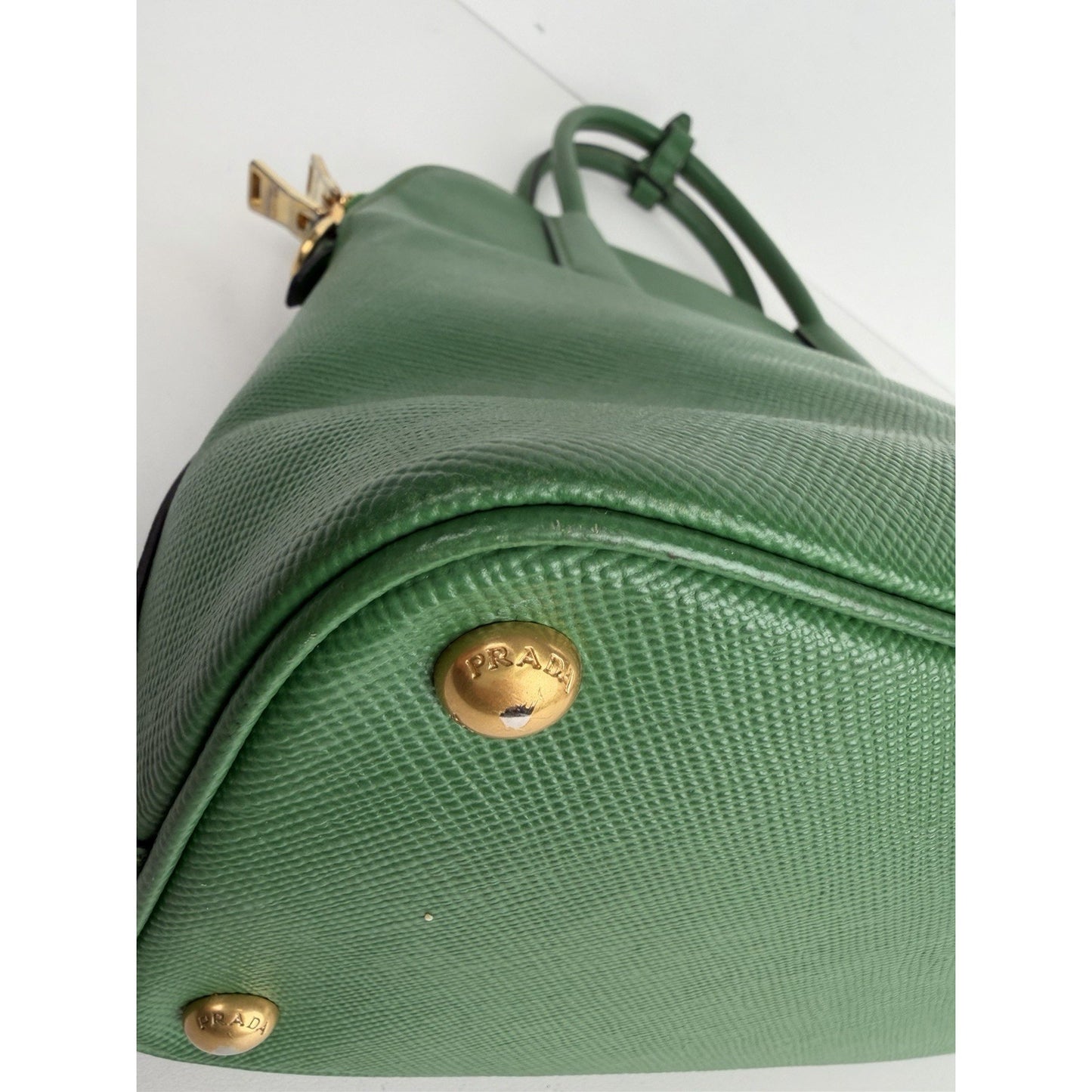 Prada Cuir Dome Satchel Medium Bag in Vibrant Green Saffiano Leather S