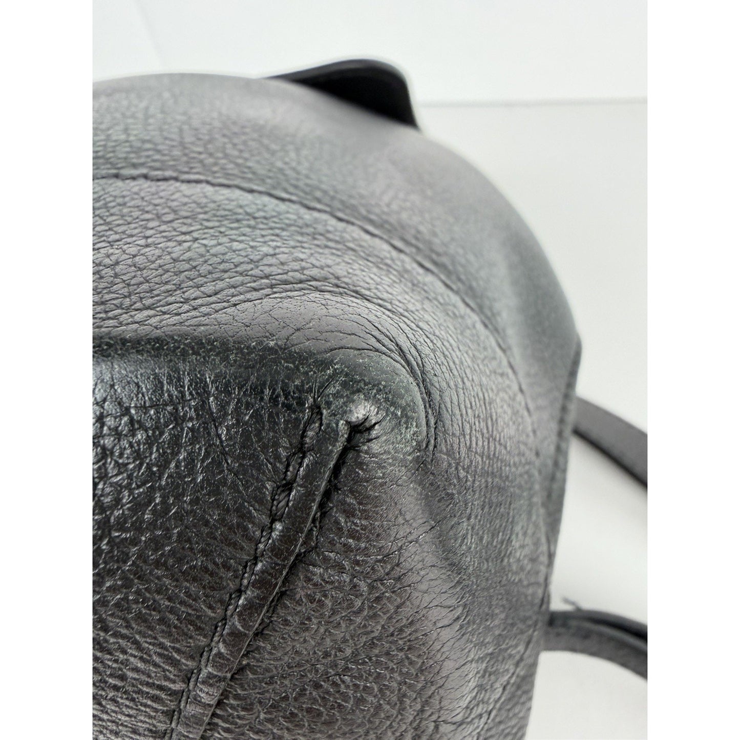 Louis Vuitton Lockme Backpack Black Grained Calfskin Leather Silver-Tone Lock S
