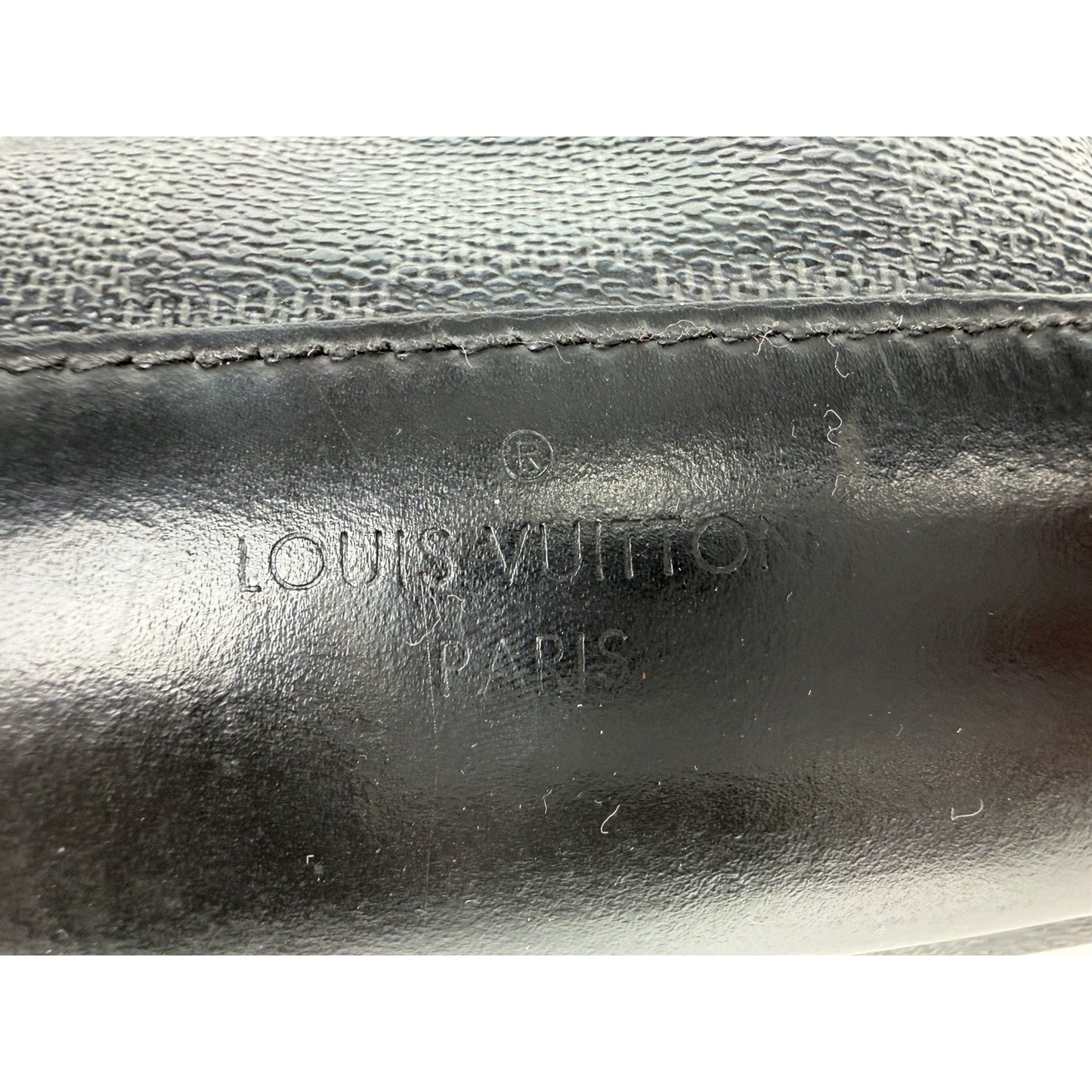 Louis Vuitton Avenue Sling Bag in Damier Graphite Canvas 2020 S08