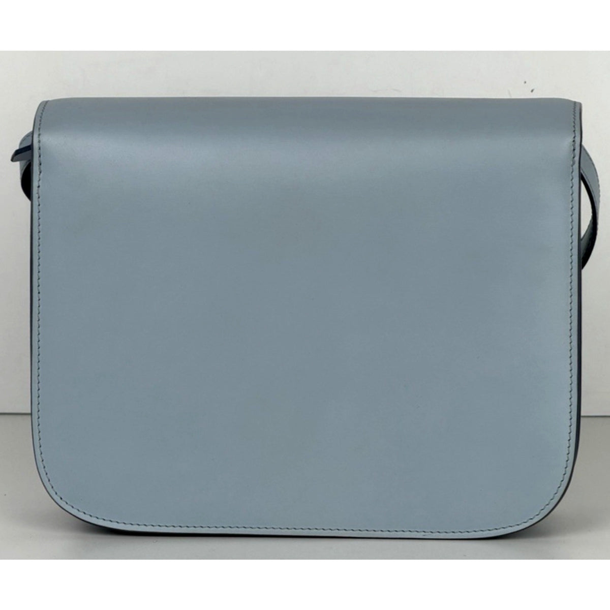 Celine Classic Box Bag Shoulder BagMedium in Light Blue Calfskin Leather C3