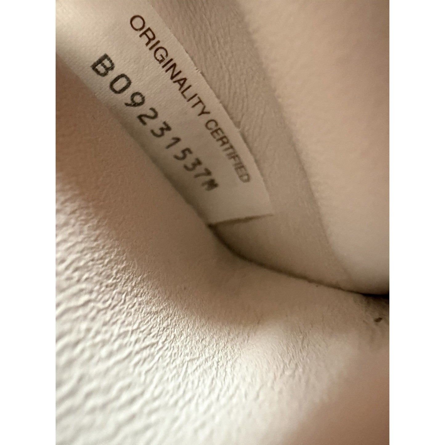 Bottega Veneta Padded Chain Cassette Bag Medium in White Intrecciato Leather S
