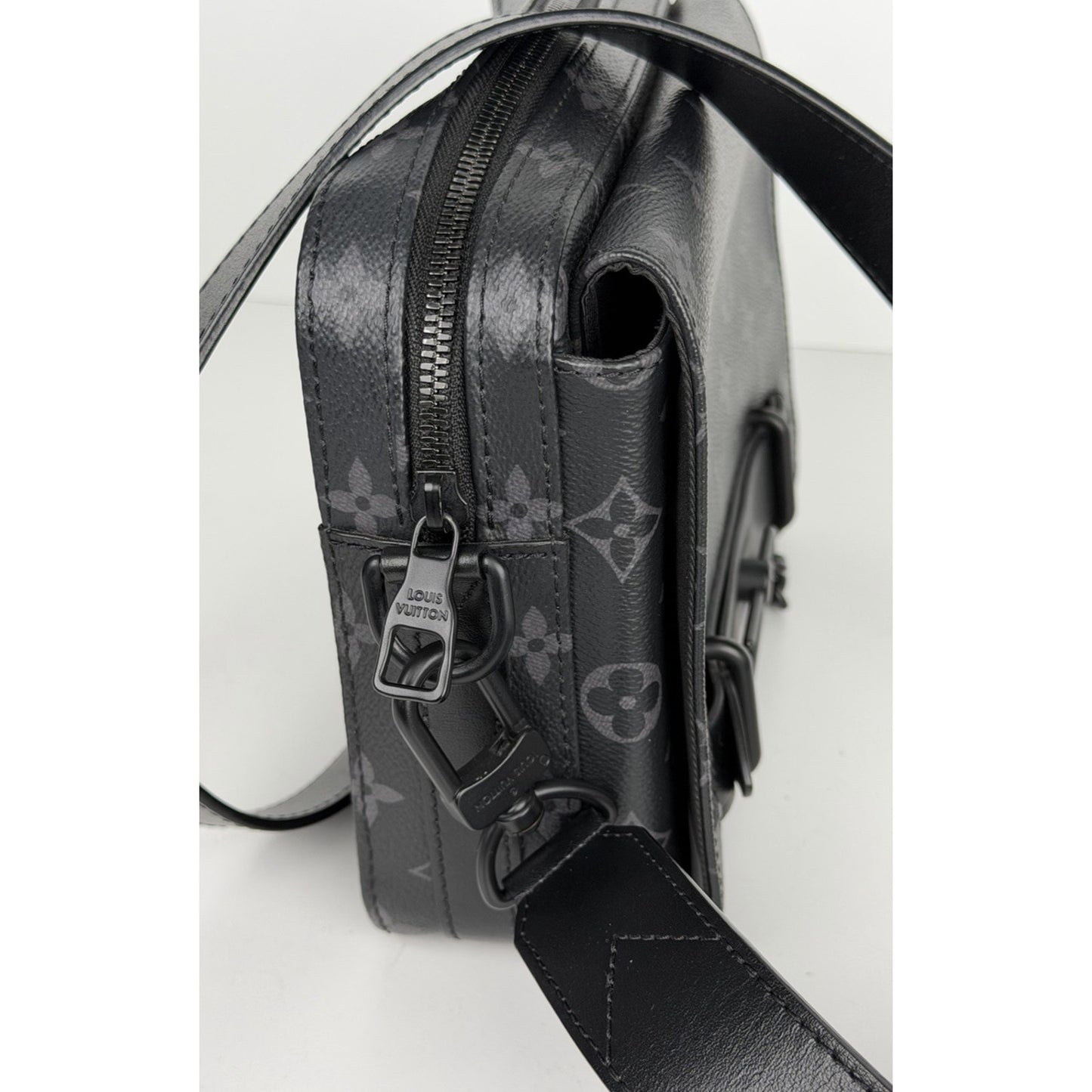 Louis Vuitton Steamer Messenger Bag Monogram Eclipse Coated Canvas 2021 R1